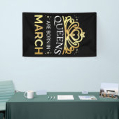 女王生まれは三月に入る 横断幕 (トレードショー)