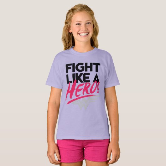 女疑問に思 – ヒーローのように戦う Tシャツ (正面フル)