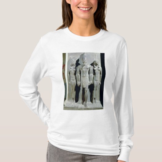女神HathorとのMenkaureのトライアド Tシャツ (正面)
