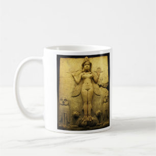 女神Ishtarの彫像のレリーフ、浮き彫り コーヒーマグカップ