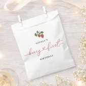 女素朴エレガントの子のベリーの最初の誕生日パーティー フェイバーバッグ (クリップ留めされた状態)