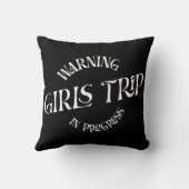 女警告子旅行の進行中 クッション (裏面)