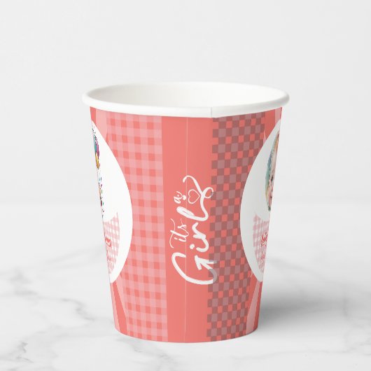 女 紙コップ (右)