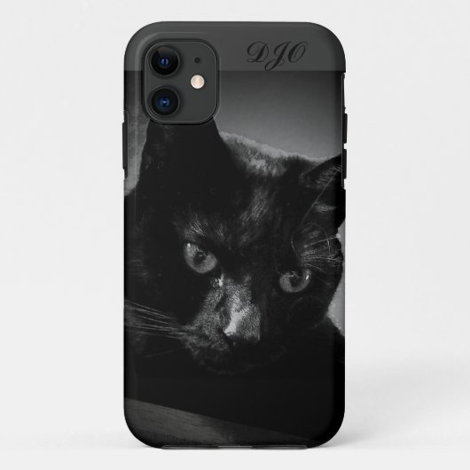 好奇心が強い黒猫およびモノグラム Case-Mate iPhoneケース (裏面)