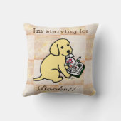 好奇心が強く黄色いラブラドールの子犬 クッション (裏面)