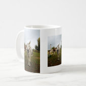 好奇心にあふれるろばのマグ コーヒーマグカップ (正面左)