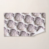 好奇心に満ちたサケルハヤブサのビネット・ポートレート バスタオルセット (ハンドタオル)