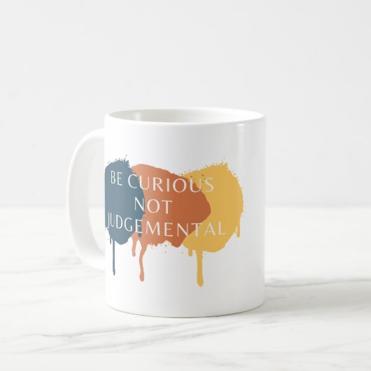 好奇心に満ちた判断をしない引用文 コーヒーマグカップ (正面左)