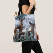 好奇心の鹿のトートバッグ トートバッグ (クローズアップ)