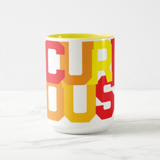 好奇心の マグカップ (中央)