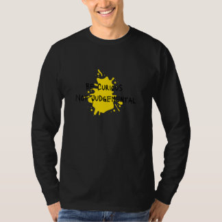 好奇心を持って、判断しないで Tシャツ