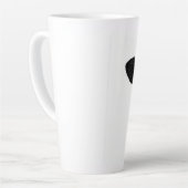 好奇心旺盛な牛のクローズアップ カフェラテマグ (左アングル)