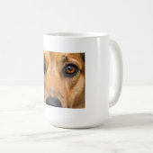 好奇心旺盛な犬の観察 コーヒーマグカップ (正面右)