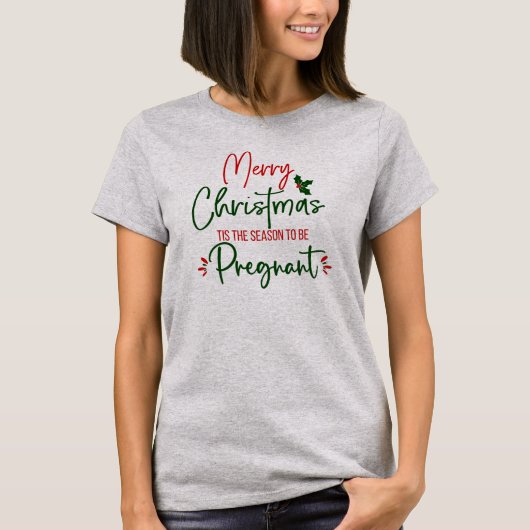 妊娠おもしろい発表クリスマスTシャツ Tシャツ (正面)
