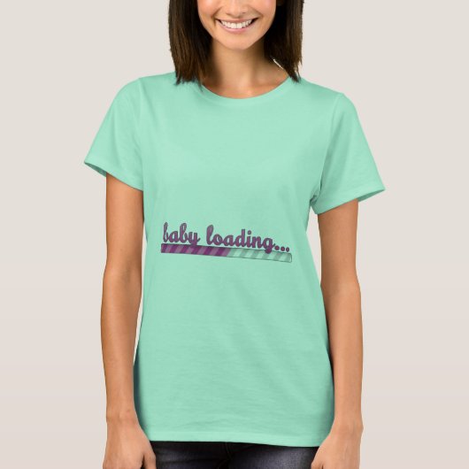 妊娠シャツを着たベビーガール Tシャツ (正面)