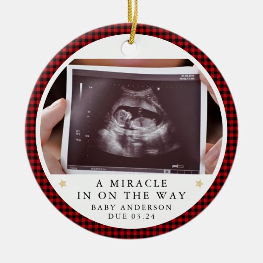 妊娠パーソナライズされた発表写真 セラミックオーナメント (正面)