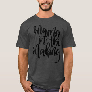 妊娠プレゼントTシャツを作っているママ Tシャツ