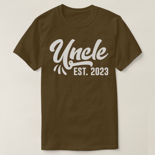 妊娠告知ギフトおじさんEst 2023プレミアム Tシャツ (デザイン正面)