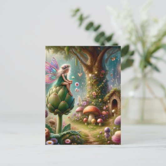 妖精がアーティチョークの魔法のイラストの上に座っている ポストカード (スタンド正面)