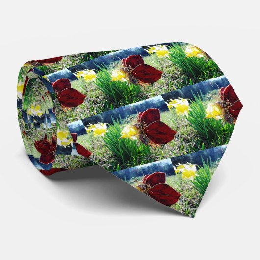 妖精が水仙の中 ネクタイ (ロール)