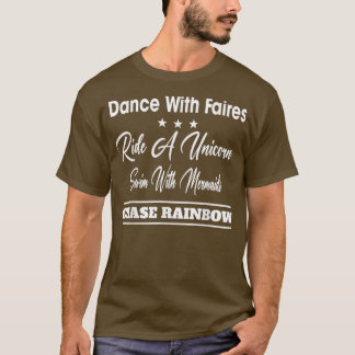 妖精とダンスを追う虹の皮肉おもしろい的 Tシャツ