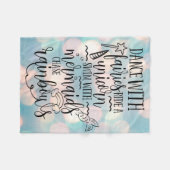 妖精と踊る フリースブランケット (正面(横))