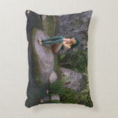 妖精と魅惑の池のアクセント枕 アクセントクッション (正面(垂直))