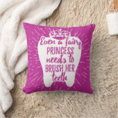 妖精のプリンセスは彼女の歯をみがく必要があります クッション (ブランケット)