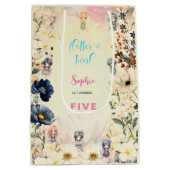 妖精の庭の水の色子供の誕生日 ミディアムペーパーバッグ (裏面)