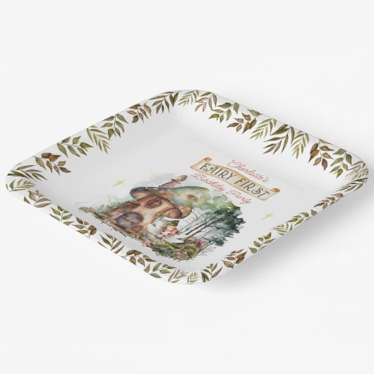 妖精の最初のウッドランド動物キノコの最初の誕生日 ペーパープレート (傾斜あり)