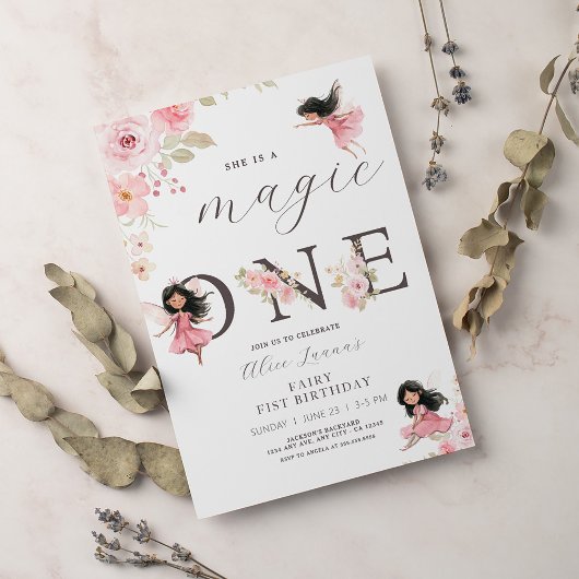 妖精の最初のテーマ 女の子の1歳の誕生日パーティー 招待状