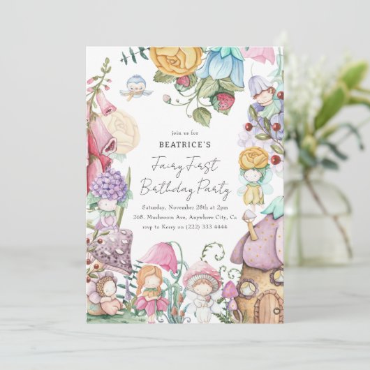 妖精の最初のパーティーフローラ妖精の女の子の最初の誕生日 招待状 (スタンド正面)
