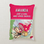 妖精を愛する女の子 – 赤 アクセントクッション (裏面(縦))