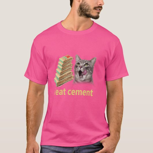 妙な食べ冗談で猫を呪わおもしろいせセメント Tシャツ (正面)