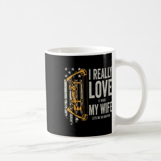 妻が私を狩りFに行かせてくれると私は本当に好きだ コーヒーマグカップ (右)