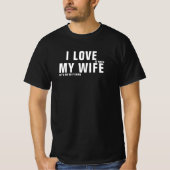 妻が私を魚釣りブラックに行かせると私は大好き Tシャツ (正面)