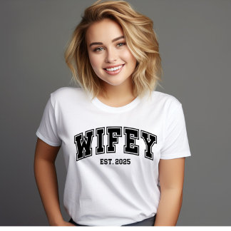 妻として2025年スタート！ 新婚Tシャツ Tシャツ