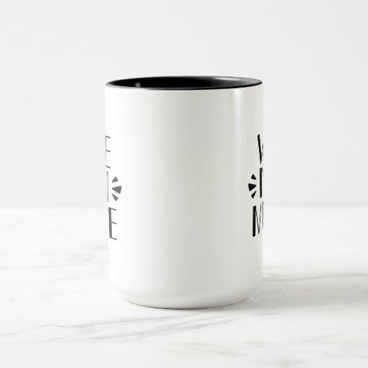 妻のお母さんのナースのグラフィック マグカップ (中央)