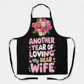 妻のための愛と記念日のエプロンを持つ料理 エプロン (正面)