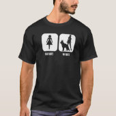 妻のドイツの羊飼いの犬を胡さんのために繕え Tシャツ (正面)