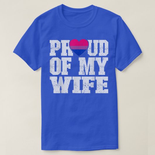 妻のバイセクシャル フラグ 結婚記念日を誇りに思う Tシャツ (デザイン正面)