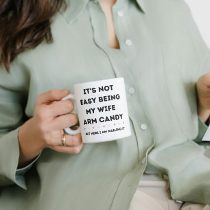 妻の腕の簡単ではない コーヒーマグカップ
