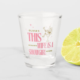 妻はショーガール バチェロレッテ ウィークエンドの予定 ショットグラス