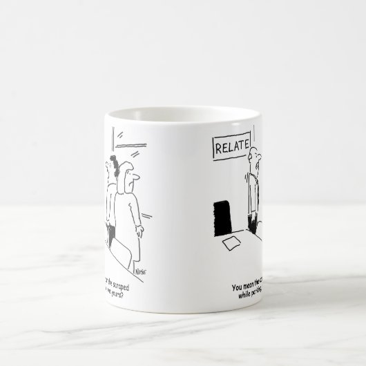妻は駐車時に関連カウンセラーの車を解体する コーヒーマグカップ (中央)