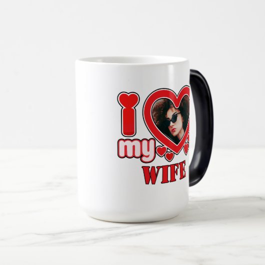 妻を愛すパーソナライズされた モーフィングマグカップ (正面右)