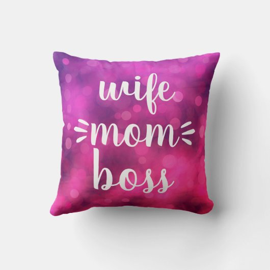 妻ママボスベーはっきりしたスクリプトタイポグラフィホットピンク クッション (裏面)