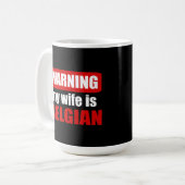 妻警告はベルギー人だ コーヒーマグカップ (正面左)