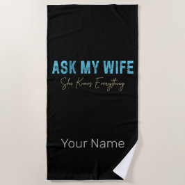 妻頼は全てのことわざを知っておもしろいいる ビーチタオル