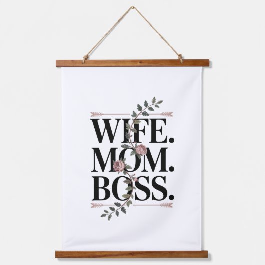 妻。母。ボス。 吊り下げ型タペストリー (正面)