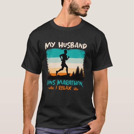 妻MY HANDS 走 I Runnerリラックスマラおもしろいソ Tシャツ (正面)